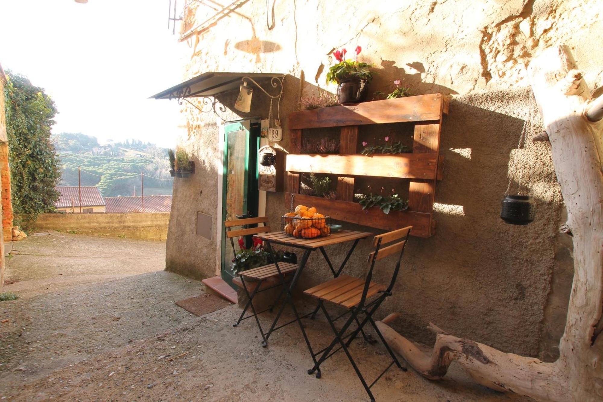Il Piccino 29, Esperienza Romantica In Borgo.... Montescudaio Exteriér fotografie